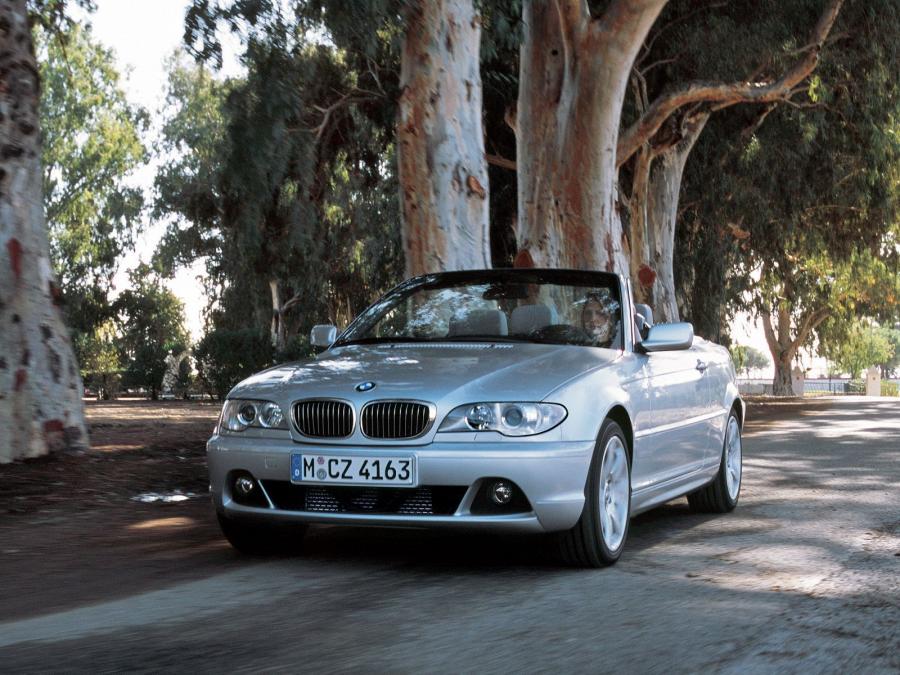  BMW 330Ci Convertible 2003 года  (фото 9 из 15)